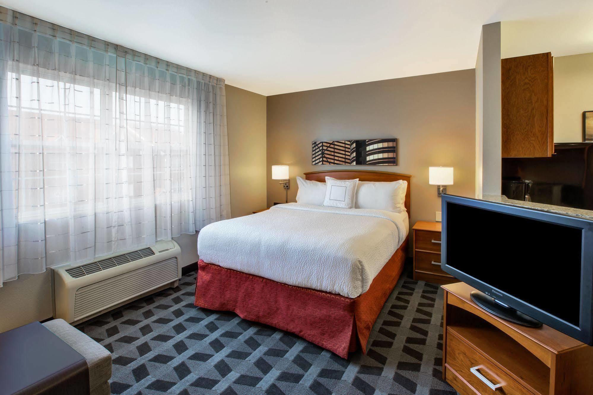 TownePlace Suites Detroit Sterling Heights Exterior foto